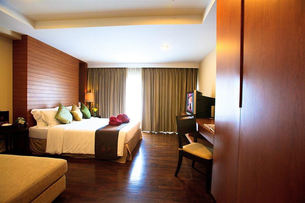 Hotel Furamaxclusive Sathorn, Bangkok Pokoj fotografie
